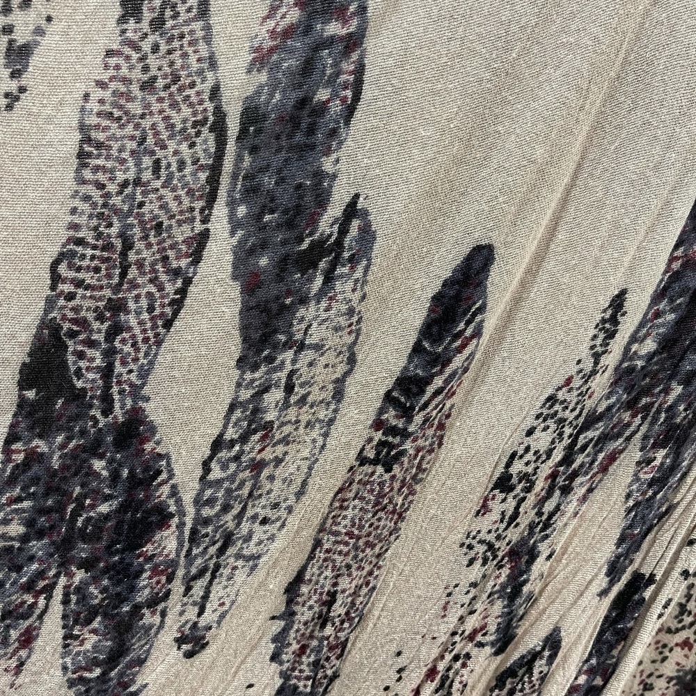 Beautiful fall shawl - Picture 2 of 2